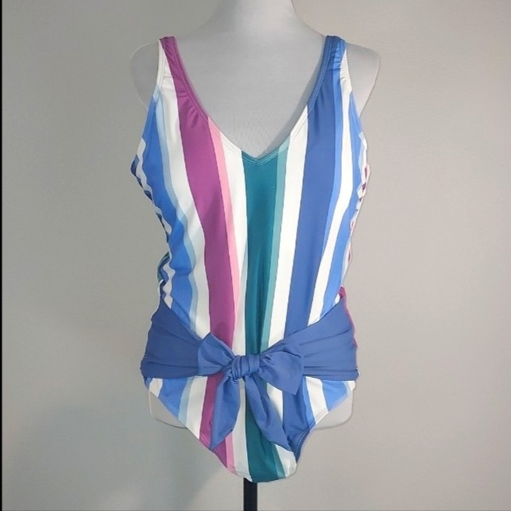 Mynah Striped V-Neck Swimsuit w/ Tie Size 16W